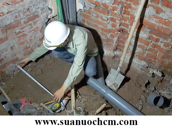 Dịch vụ lắp đặt điện nước tại quận 4 giá rẻ 