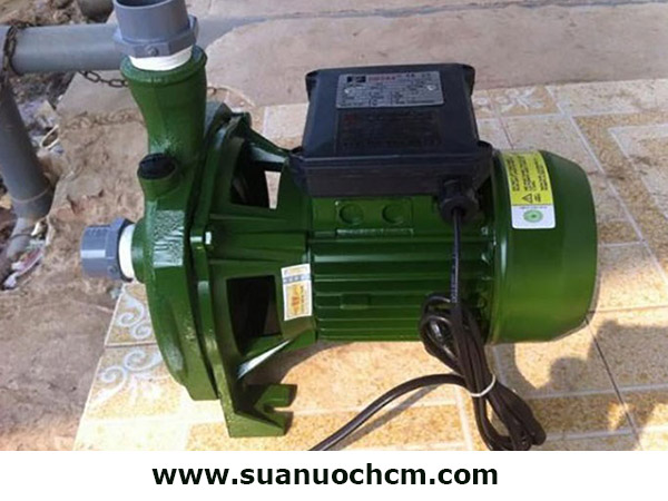 Nguyên nhân máy bơm kêu è è không chạy