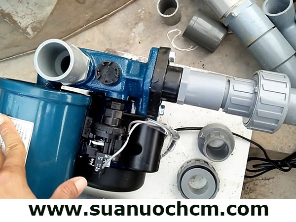 Nguyên nhân máy bơm tăng áp chạy liên tục và cách xử lý