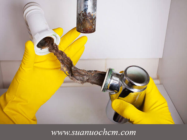 Dấu hiệu nhận biết cầu cống bị tắc