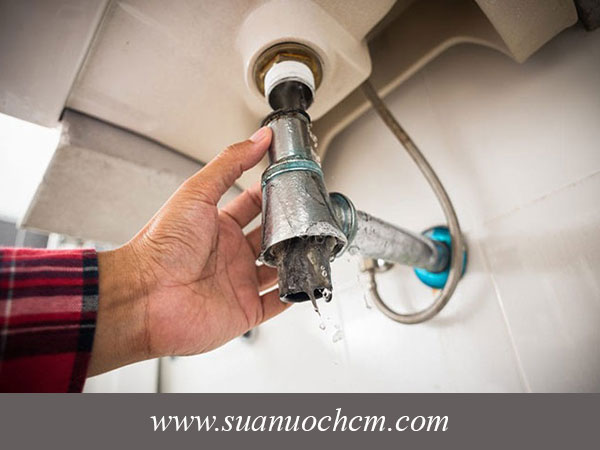 Những nguyên nhân gây ra tắc nghẹt cầu cống