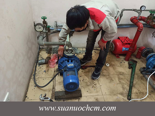 Thợ sửa chữa điện nước tại quận 8 tay nghề cao