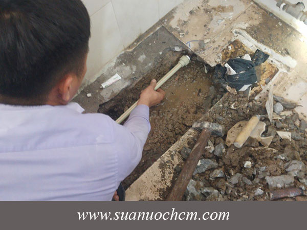 Trường hợp cần gọi thợ sửa điện nước
