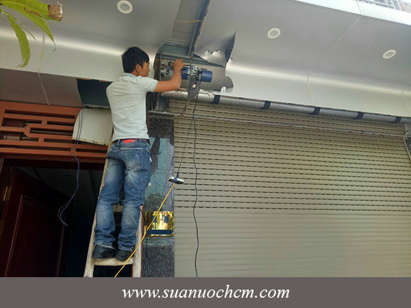 Có thợ sửa motor cửa cuốn tại TPHCM tay nghề cao